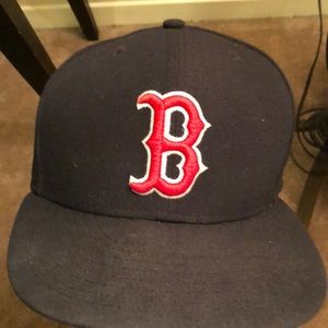 EUC Boston Redsox fitted hat